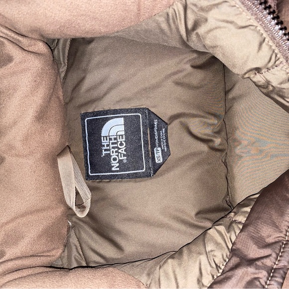TheNorthFace women’s retro 1996 nuptse puffer jacket in chocolate brown. - Picture 3 of 4